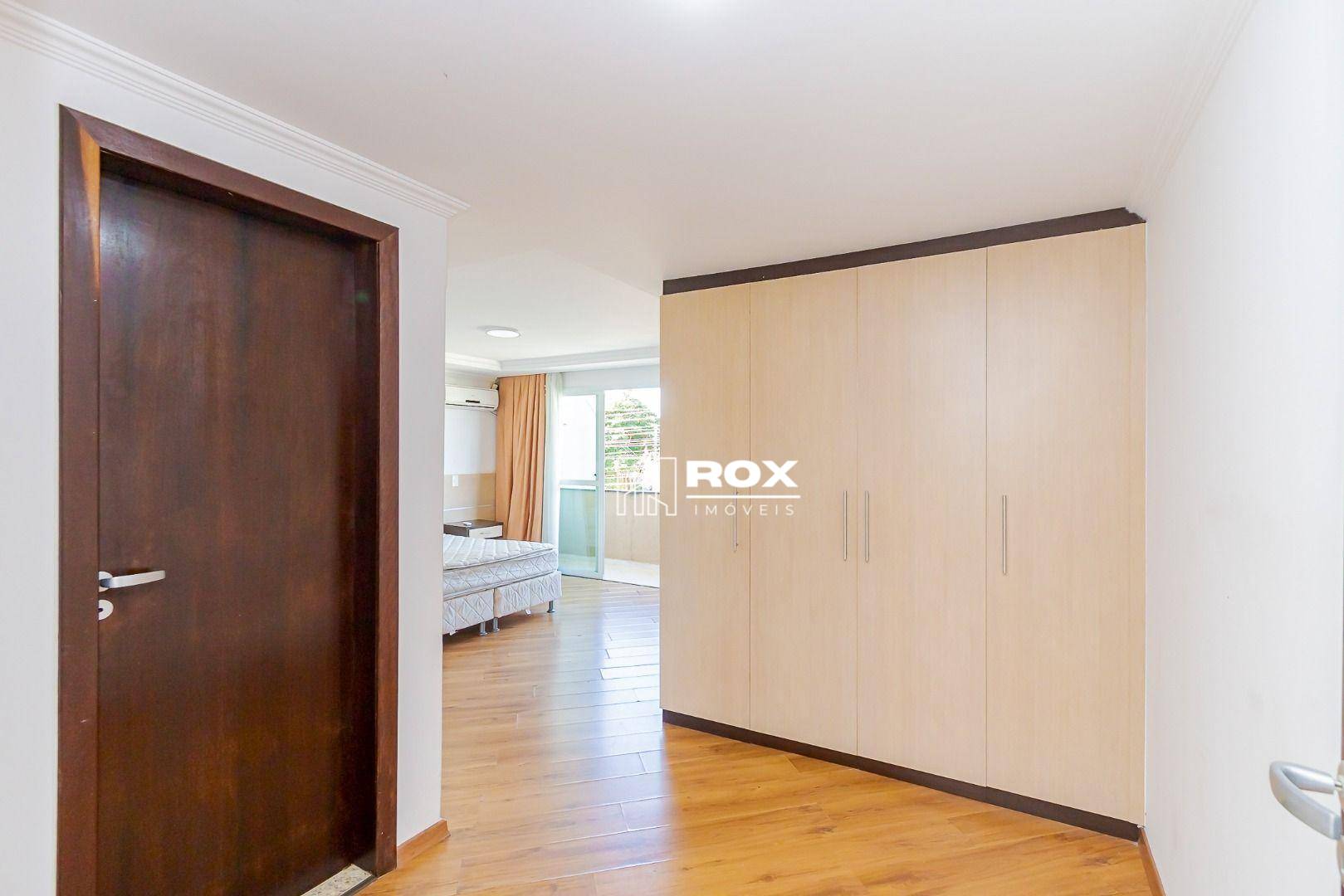Casa para alugar com 4 quartos, 362m² - Foto 46