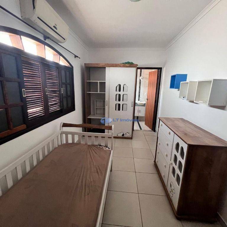 Casa para alugar com 2 quartos, 147m² - Foto 9