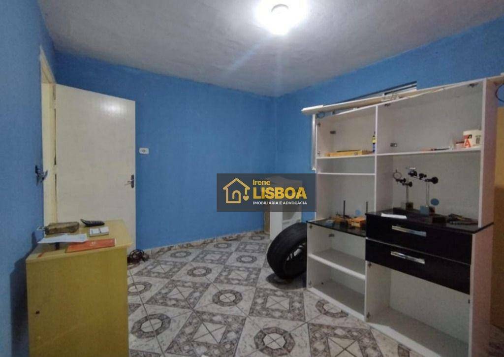 Casa à venda com 6 quartos, 250m² - Foto 21