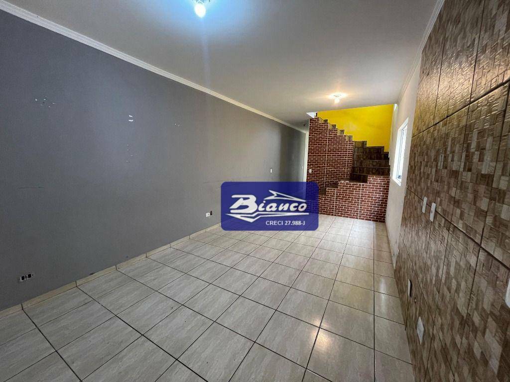 Sobrado à venda com 3 quartos, 100m² - Foto 17