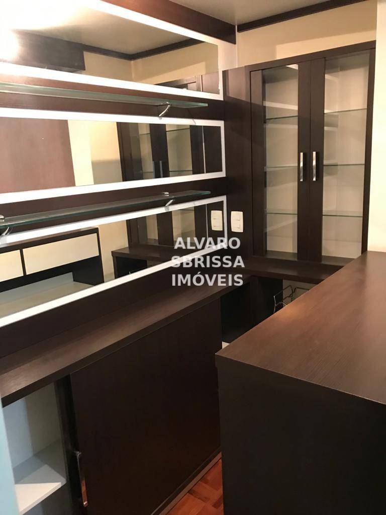 Apartamento à venda com 2 quartos, 105m² - Foto 4