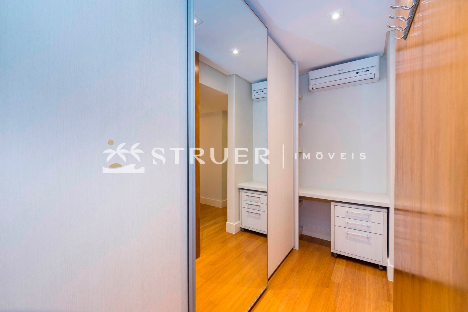 Apartamento à venda com 2 quartos, 90m² - Foto 8