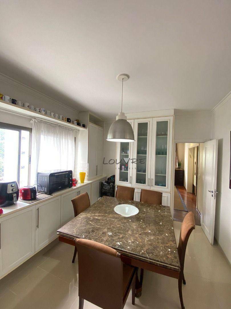 Apartamento à venda com 4 quartos, 318m² - Foto 11