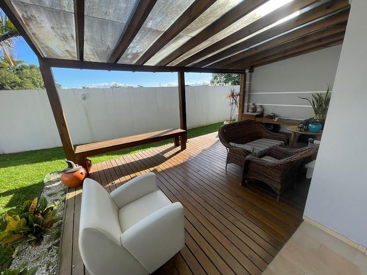 Casa de Condomínio à venda com 3 quartos, 210m² - Foto 4