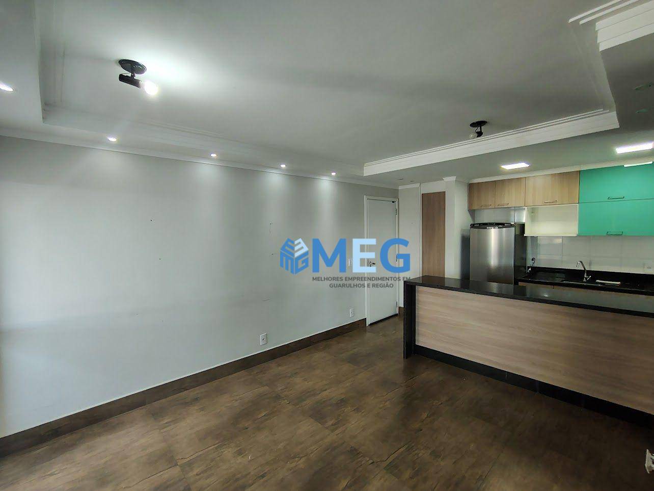 Apartamento para alugar com 2 quartos, 59m² - Foto 4