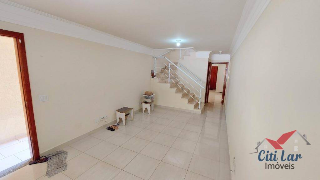 Sobrado à venda com 3 quartos, 170m² - Foto 4