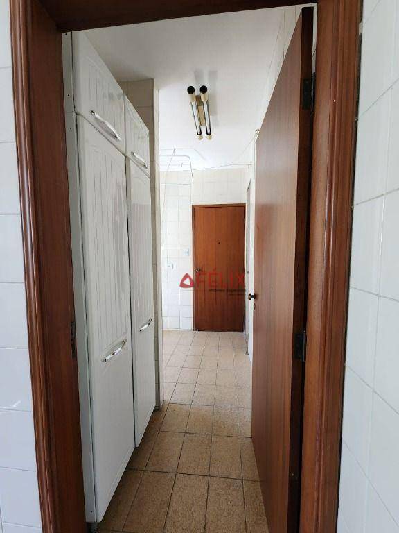 Apartamento à venda com 3 quartos, 111m² - Foto 20