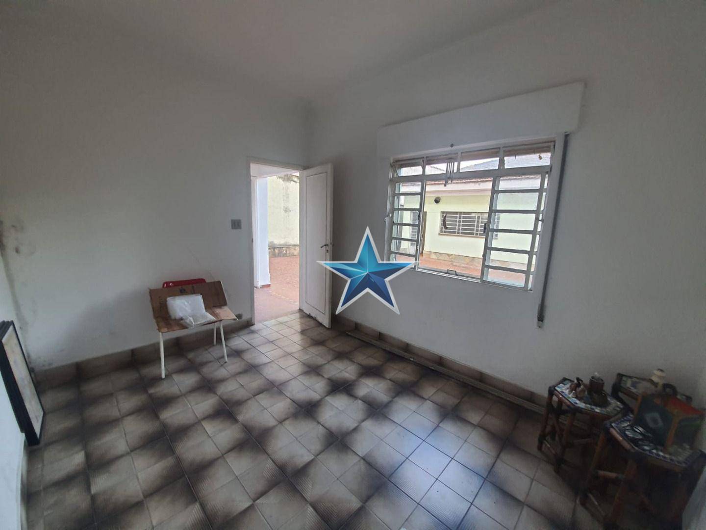 Sobrado à venda com 4 quartos, 300m² - Foto 50