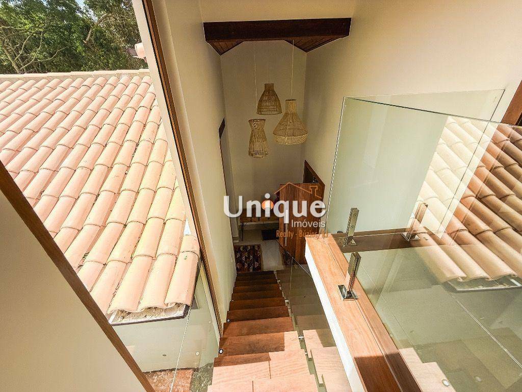 Casa de Condomínio à venda com 4 quartos, 239m² - Foto 17