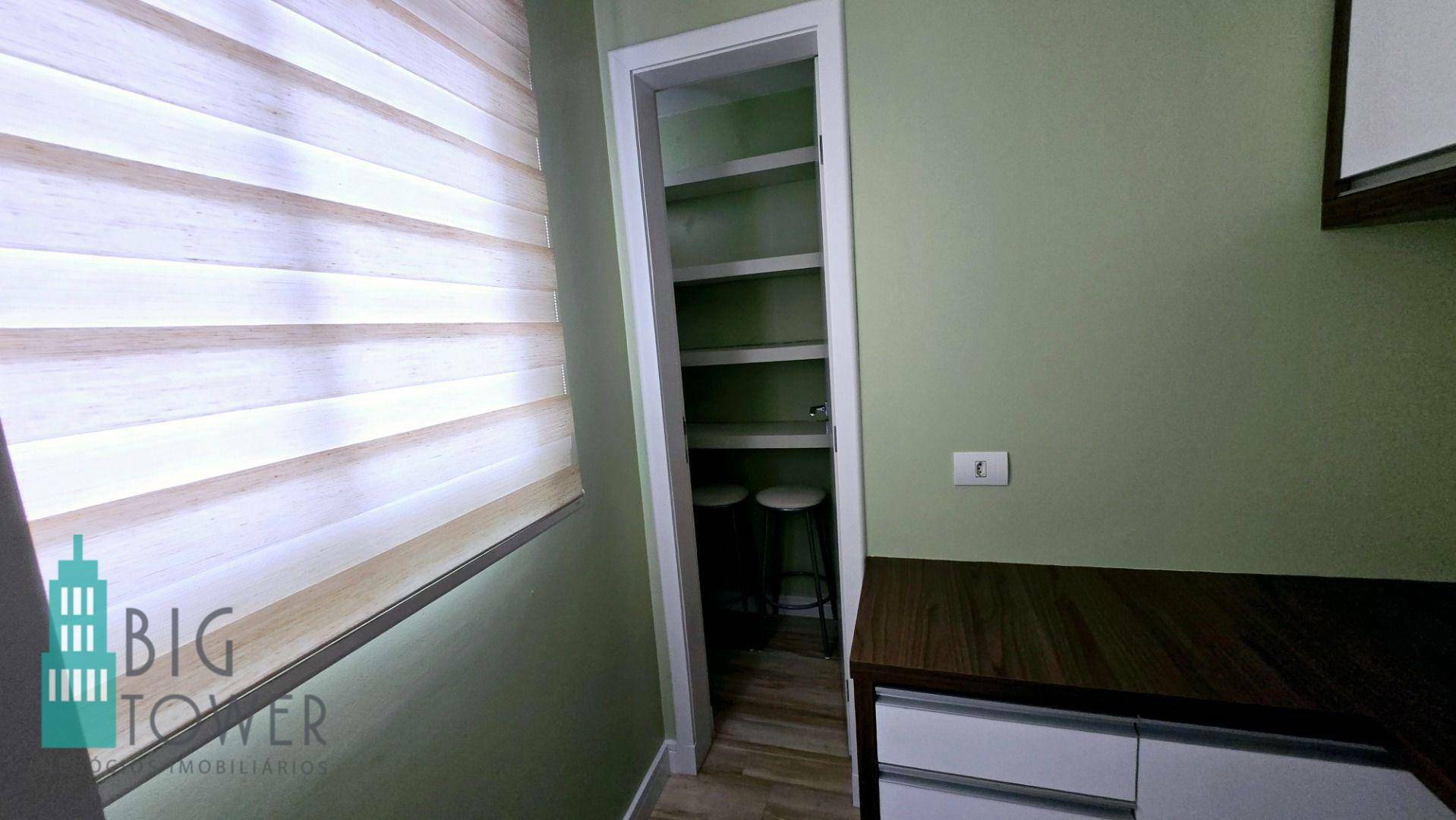 Apartamento para alugar com 2 quartos, 101m² - Foto 15