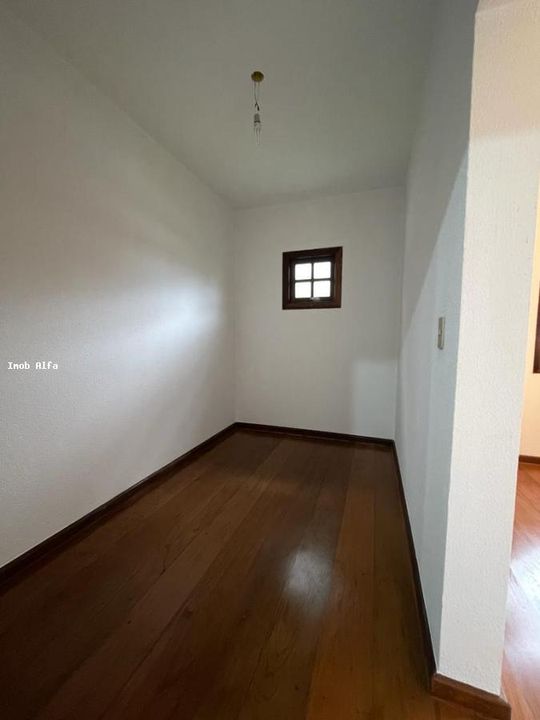 Casa à venda com 3 quartos, 771m² - Foto 28