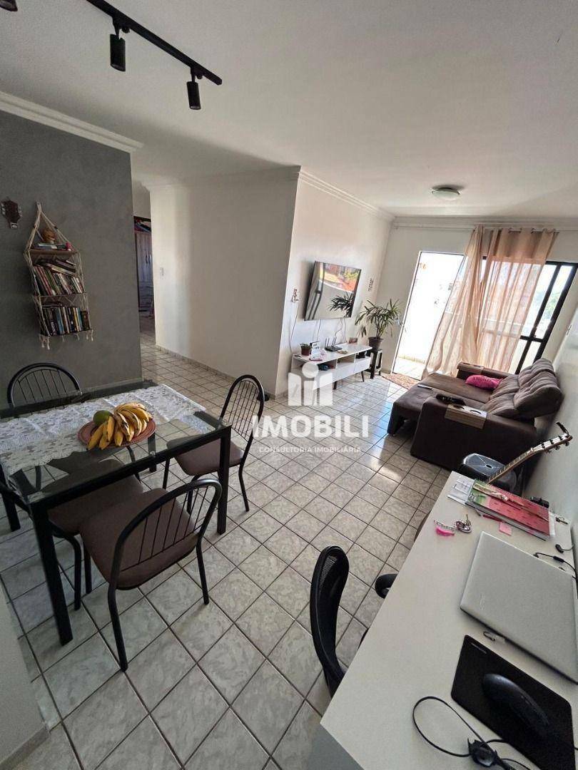 Apartamento à venda com 3 quartos, 77m² - Foto 6