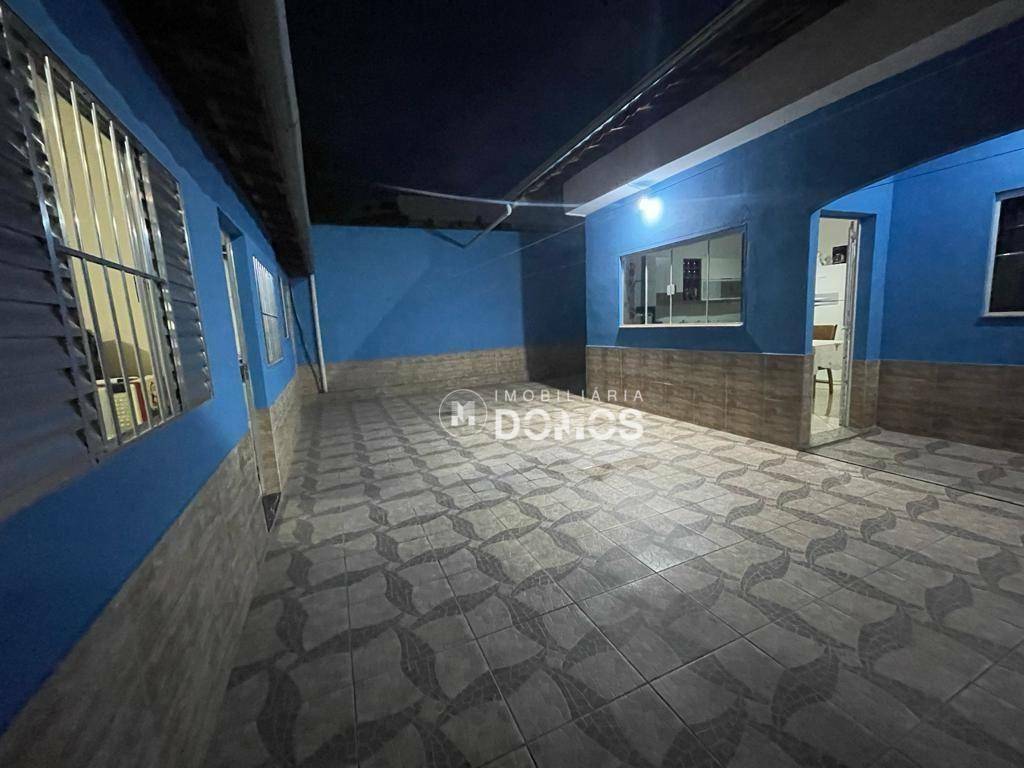 Casa à venda com 3 quartos, 200m² - Foto 28