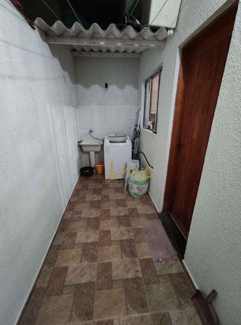 Casa à venda com 3 quartos, 99m² - Foto 6