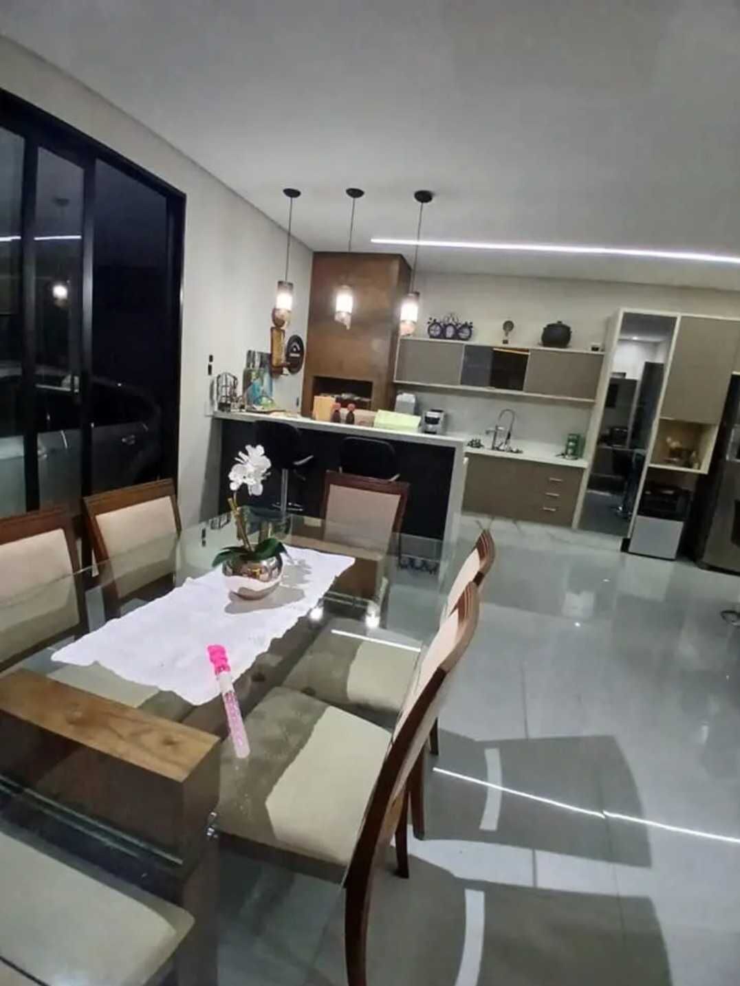 Casa à venda com 3 quartos, 250m² - Foto 6