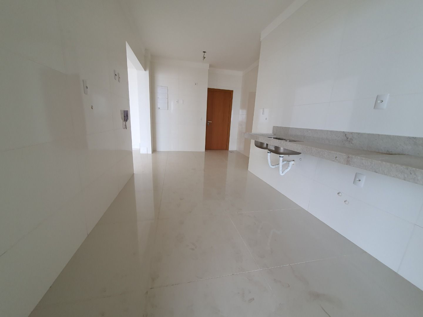 Apartamento à venda com 4 quartos, 250m² - Foto 11