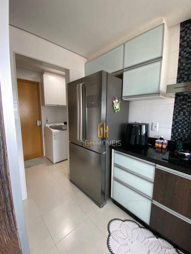 Apartamento à venda com 3 quartos, 113m² - Foto 11