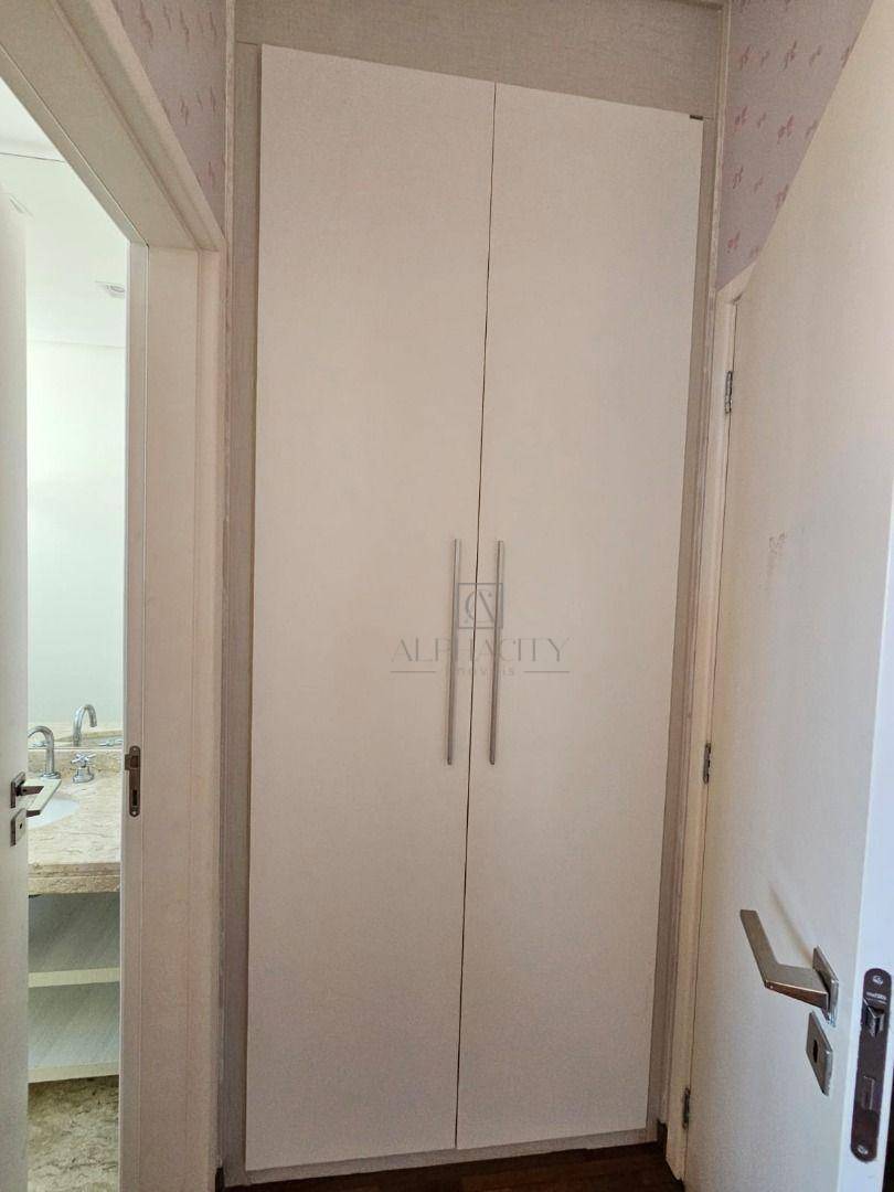 Apartamento à venda com 5 quartos, 367m² - Foto 13