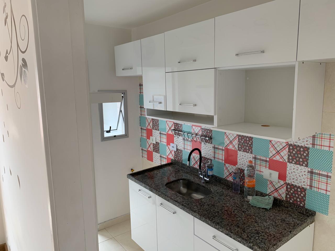 Apartamento à venda com 2 quartos, 65m² - Foto 3