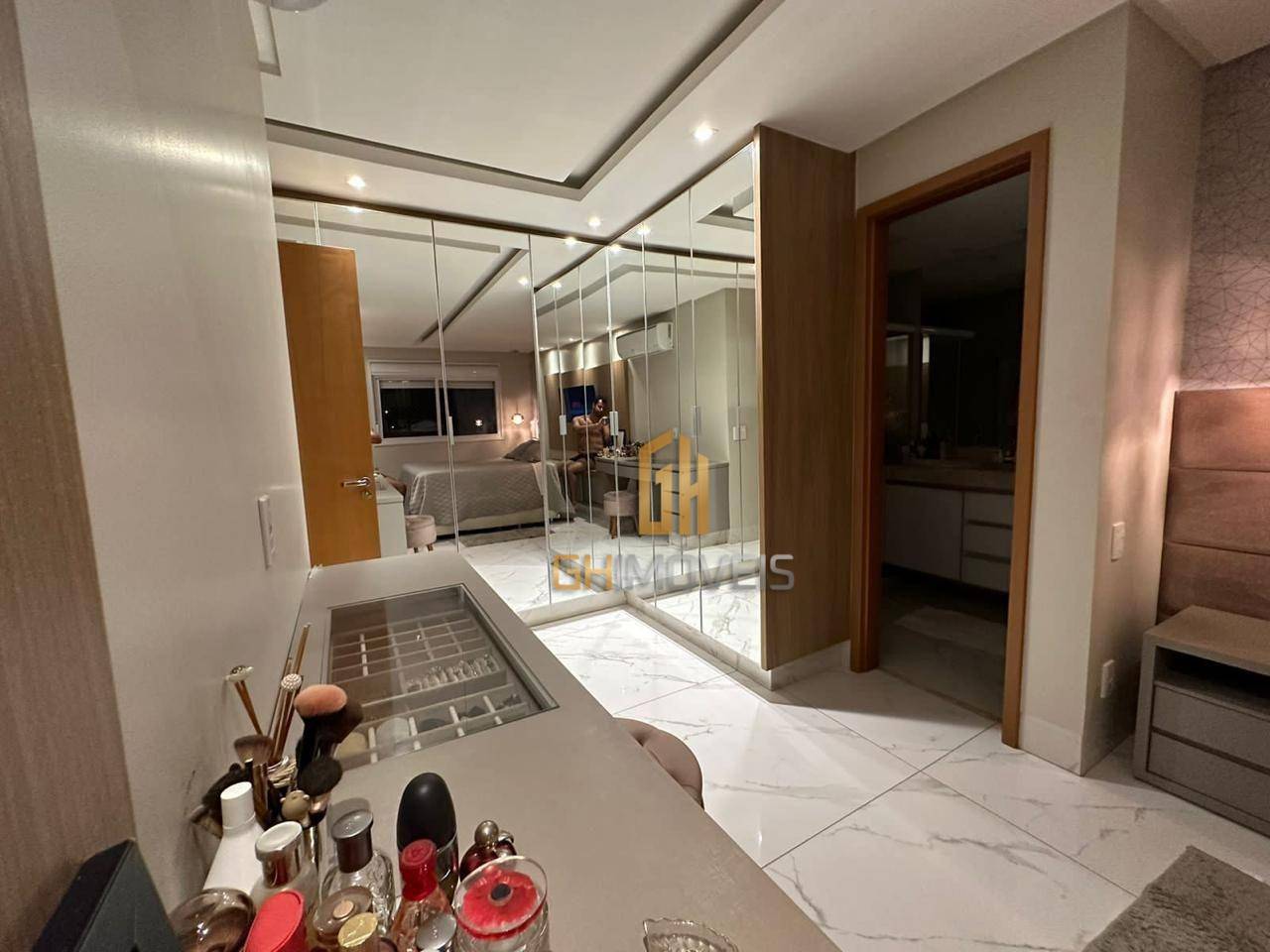 Apartamento à venda com 2 quartos, 111m² - Foto 18