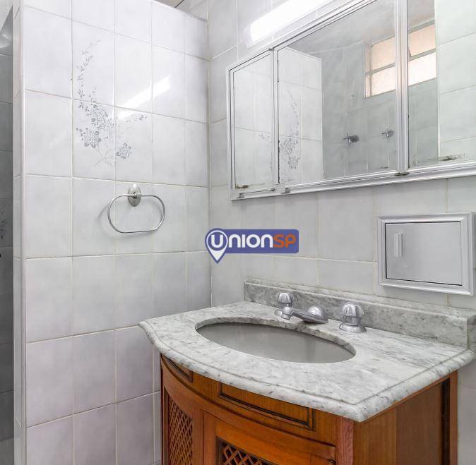 Apartamento à venda com 2 quartos, 74m² - Foto 8