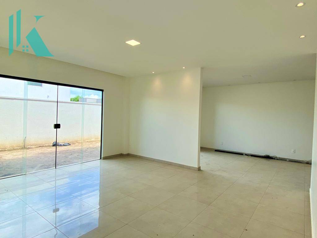 Casa à venda com 4 quartos, 367m² - Foto 13