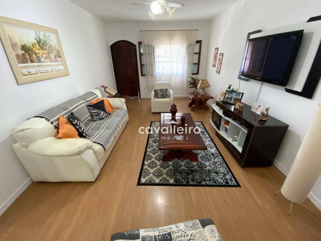 Casa à venda com 3 quartos, 181m² - Foto 3