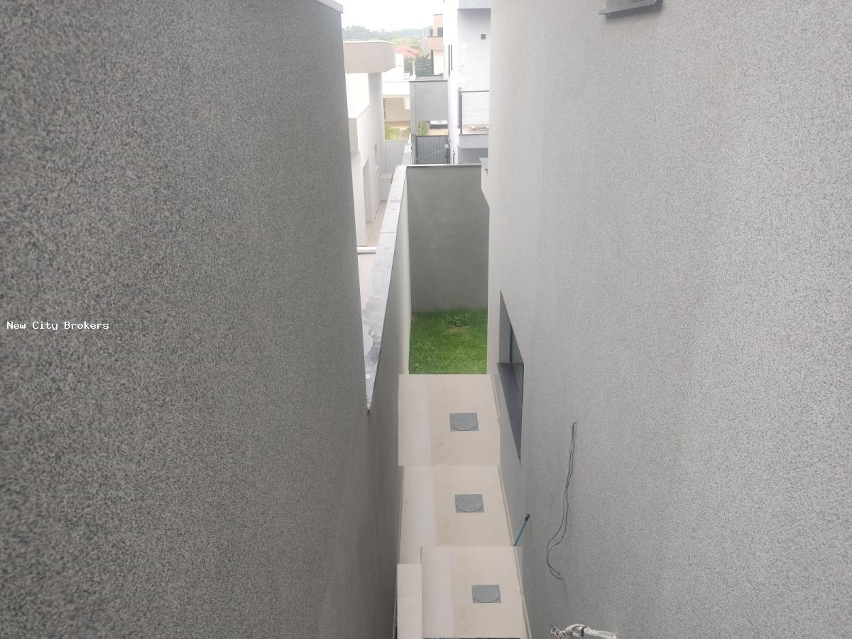 Sobrado à venda com 3 quartos, 300m² - Foto 43