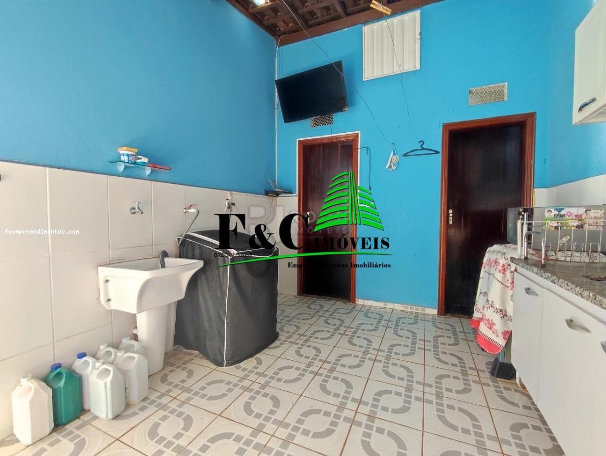 Casa à venda com 3 quartos, 160m² - Foto 7