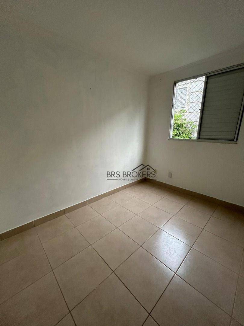 Apartamento à venda com 2 quartos, 45m² - Foto 15