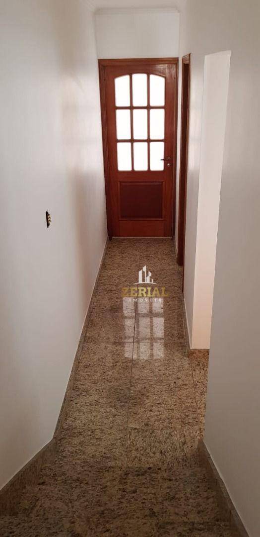 Sobrado à venda com 3 quartos, 250m² - Foto 4