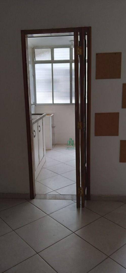 Apartamento à venda com 2 quartos, 45m² - Foto 2