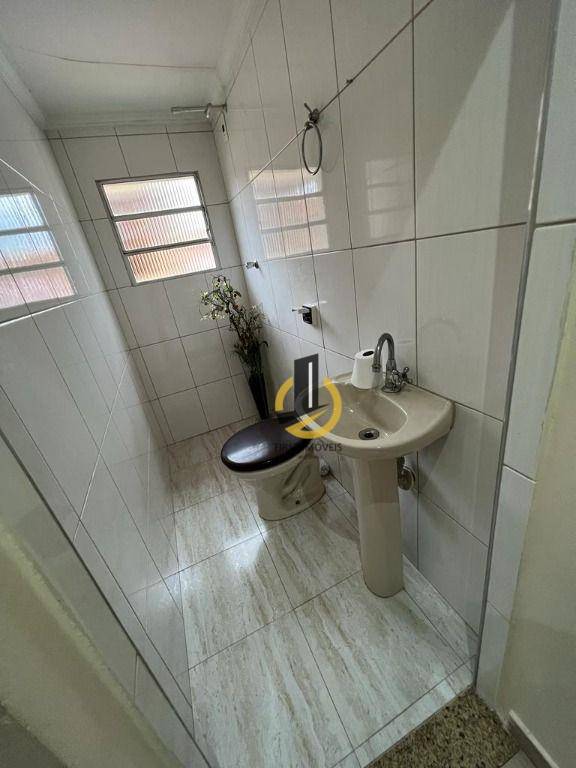 Sobrado à venda com 3 quartos, 200m² - Foto 25