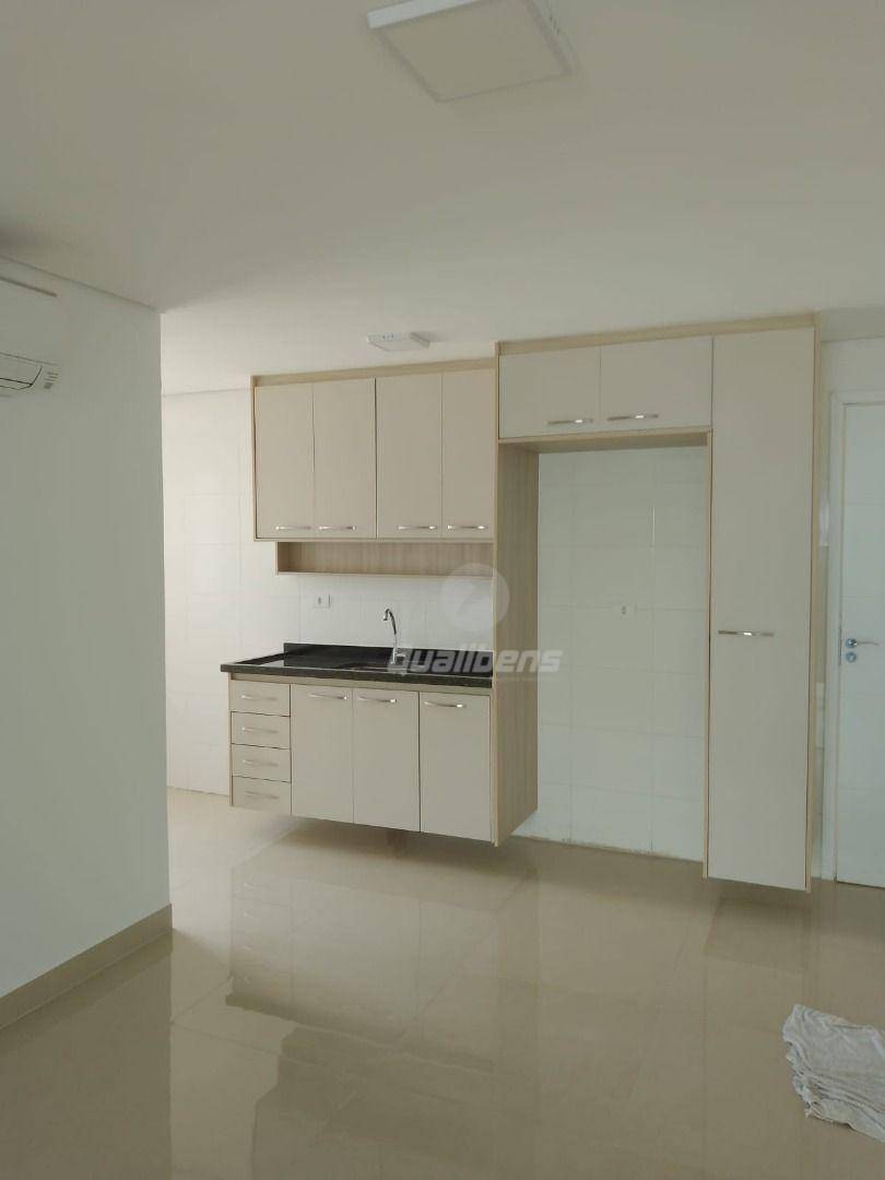 Apartamento para alugar com 3 quartos, 76m² - Foto 2