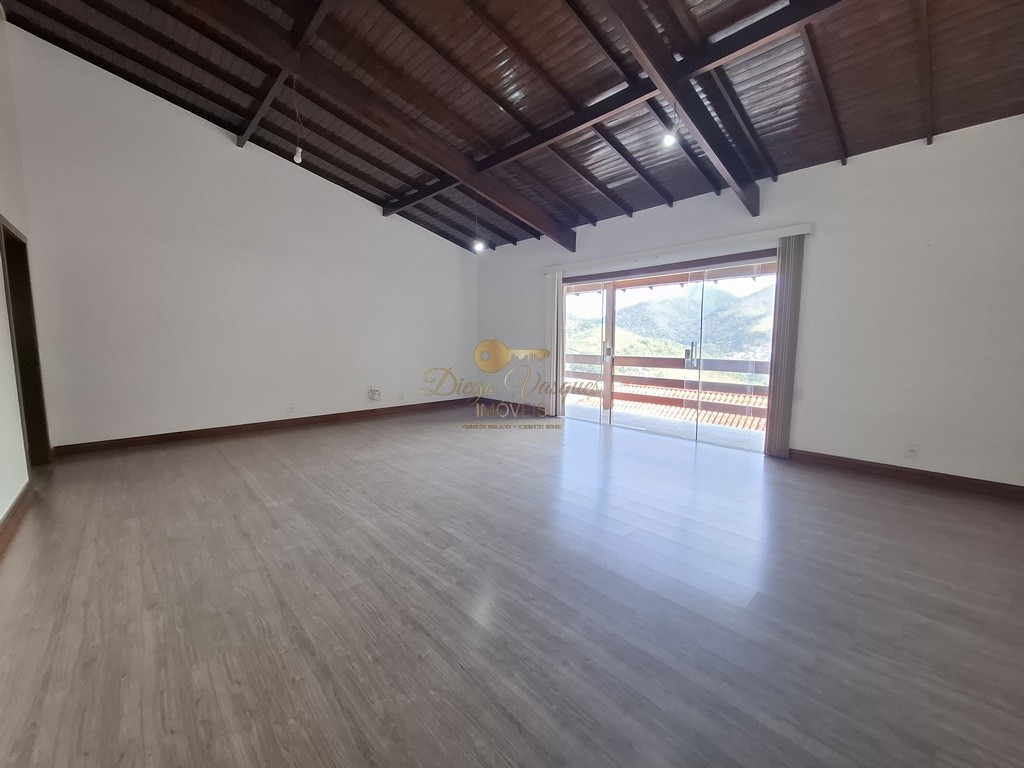 Casa de Condomínio à venda com 3 quartos, 363m² - Foto 4