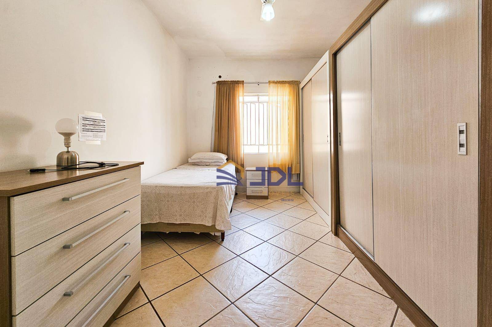 Casa à venda com 3 quartos, 154m² - Foto 18