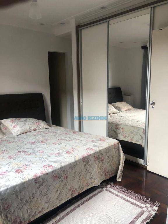 Casa à venda com 4 quartos, 125m² - Foto 8