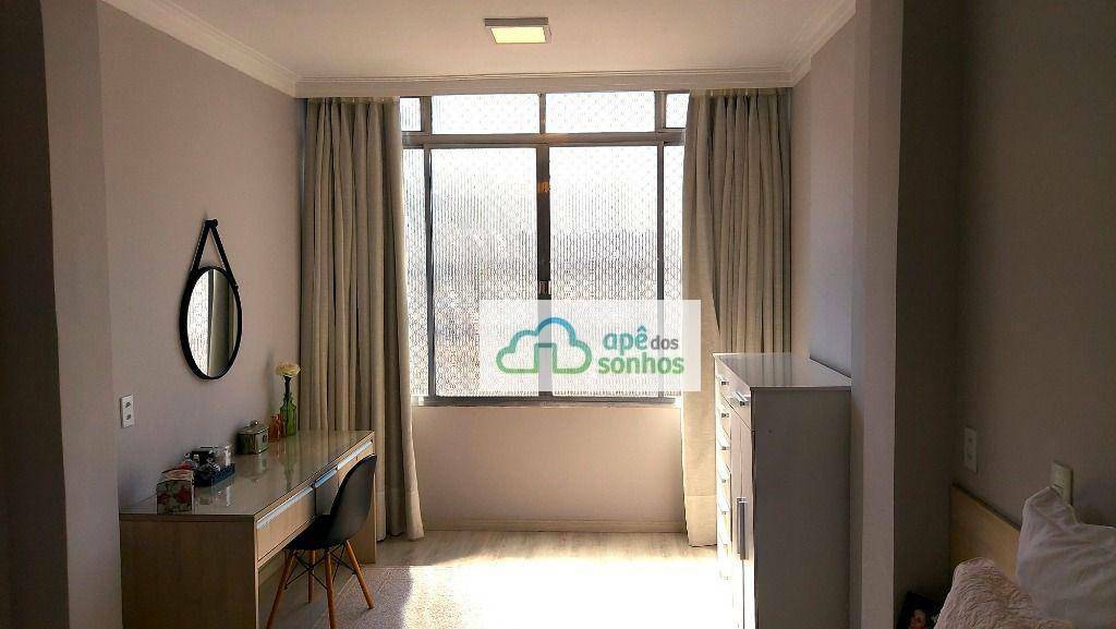 Apartamento à venda com 3 quartos, 179m² - Foto 27