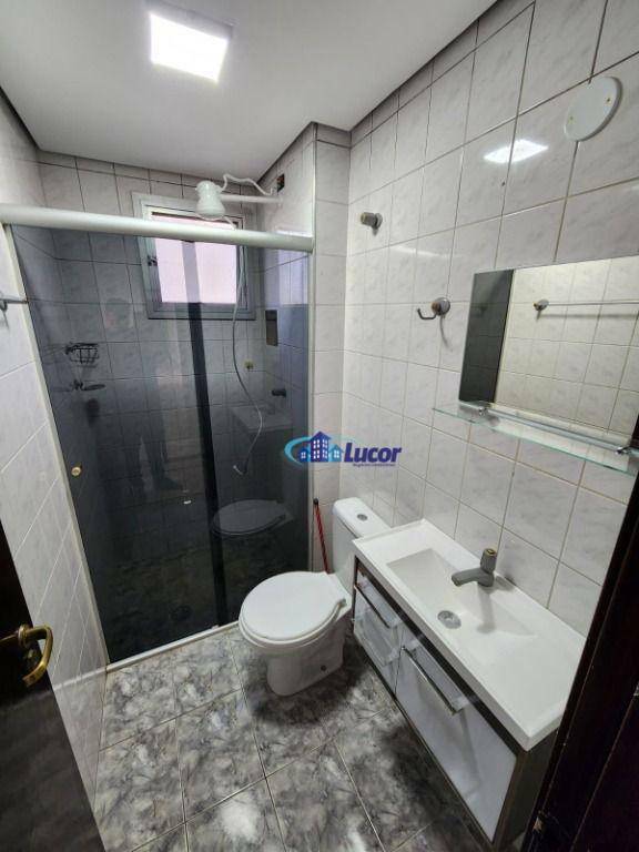 Apartamento para alugar com 3 quartos, 65m² - Foto 9