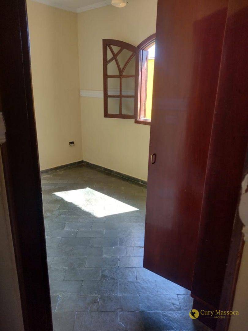 Casa à venda com 4 quartos, 300m² - Foto 13