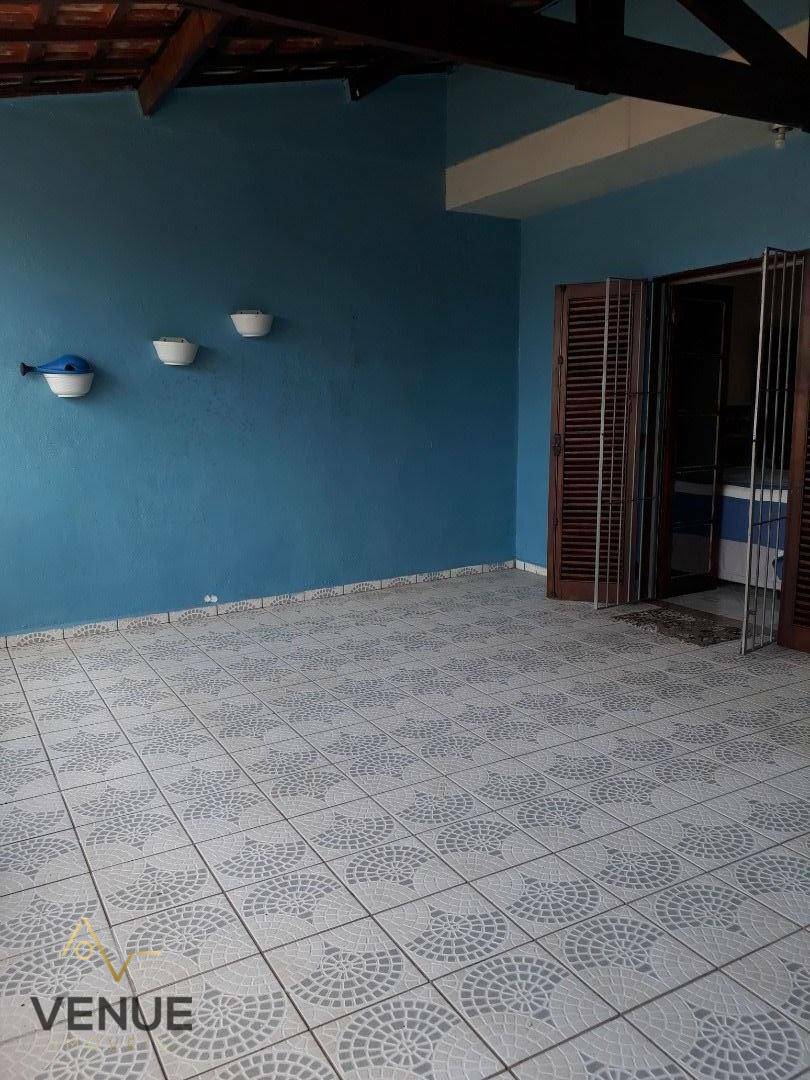 Sobrado à venda e aluguel com 3 quartos, 218m² - Foto 13