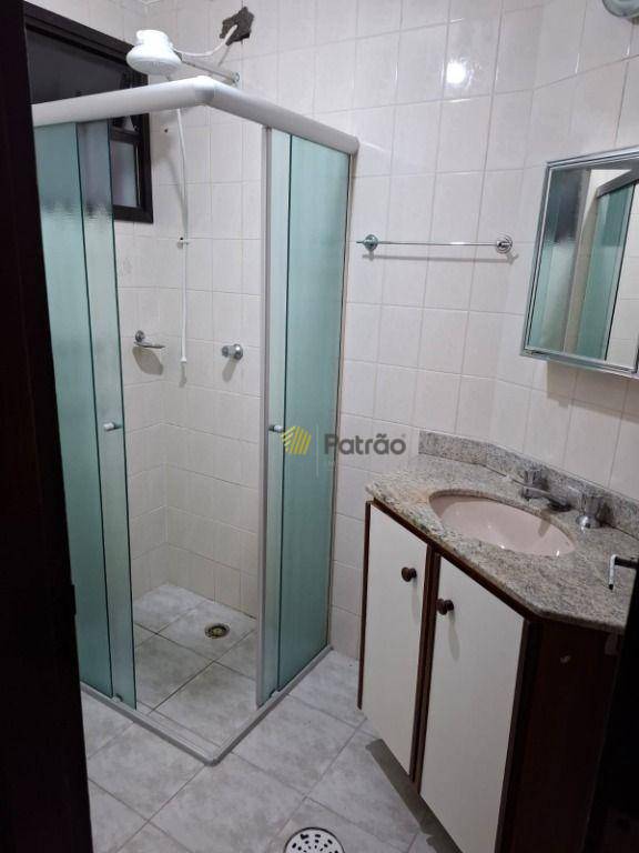 Apartamento à venda com 2 quartos, 70m² - Foto 13