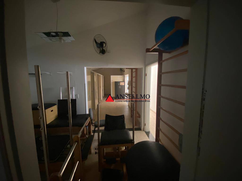 Casa para alugar, 302m² - Foto 13