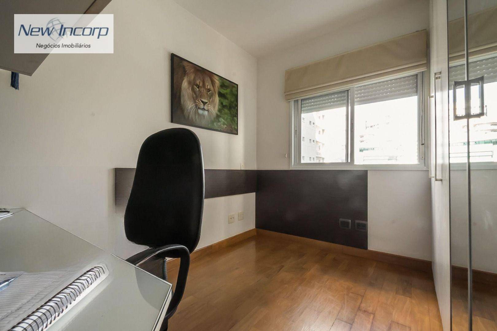 Apartamento à venda com 3 quartos, 136m² - Foto 2