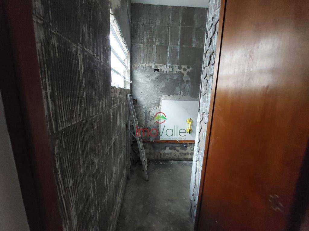 Casa de Condomínio à venda com 3 quartos, 280m² - Foto 27