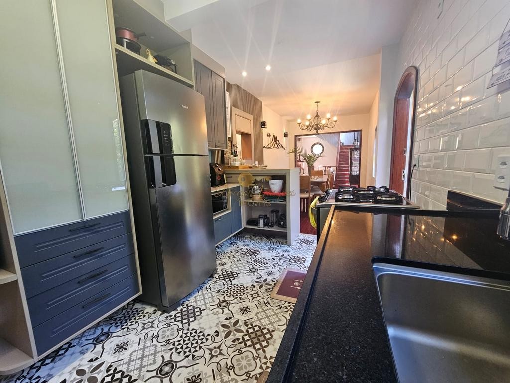 Casa de Condomínio à venda com 7 quartos, 1848m² - Foto 15
