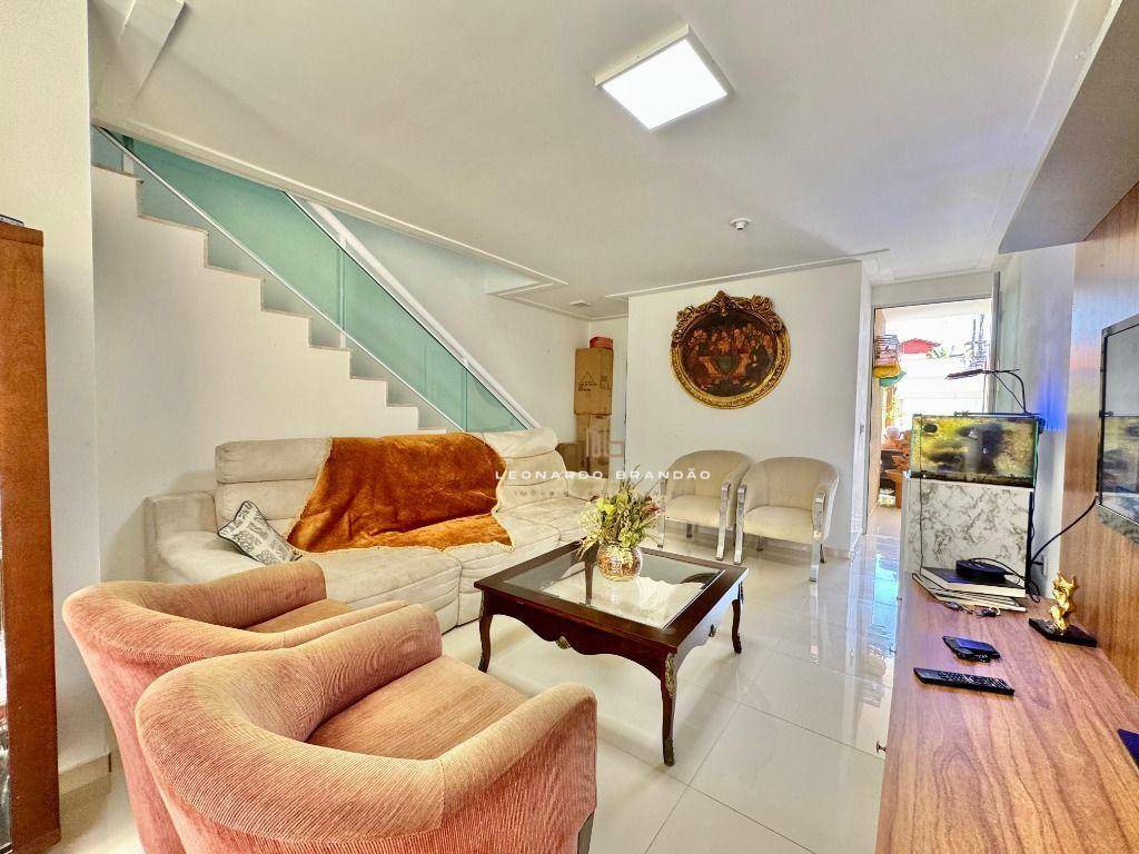 Casa à venda com 4 quartos, 149m² - Foto 12
