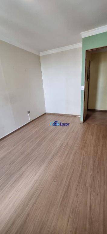 Apartamento à venda com 3 quartos, 74m² - Foto 6