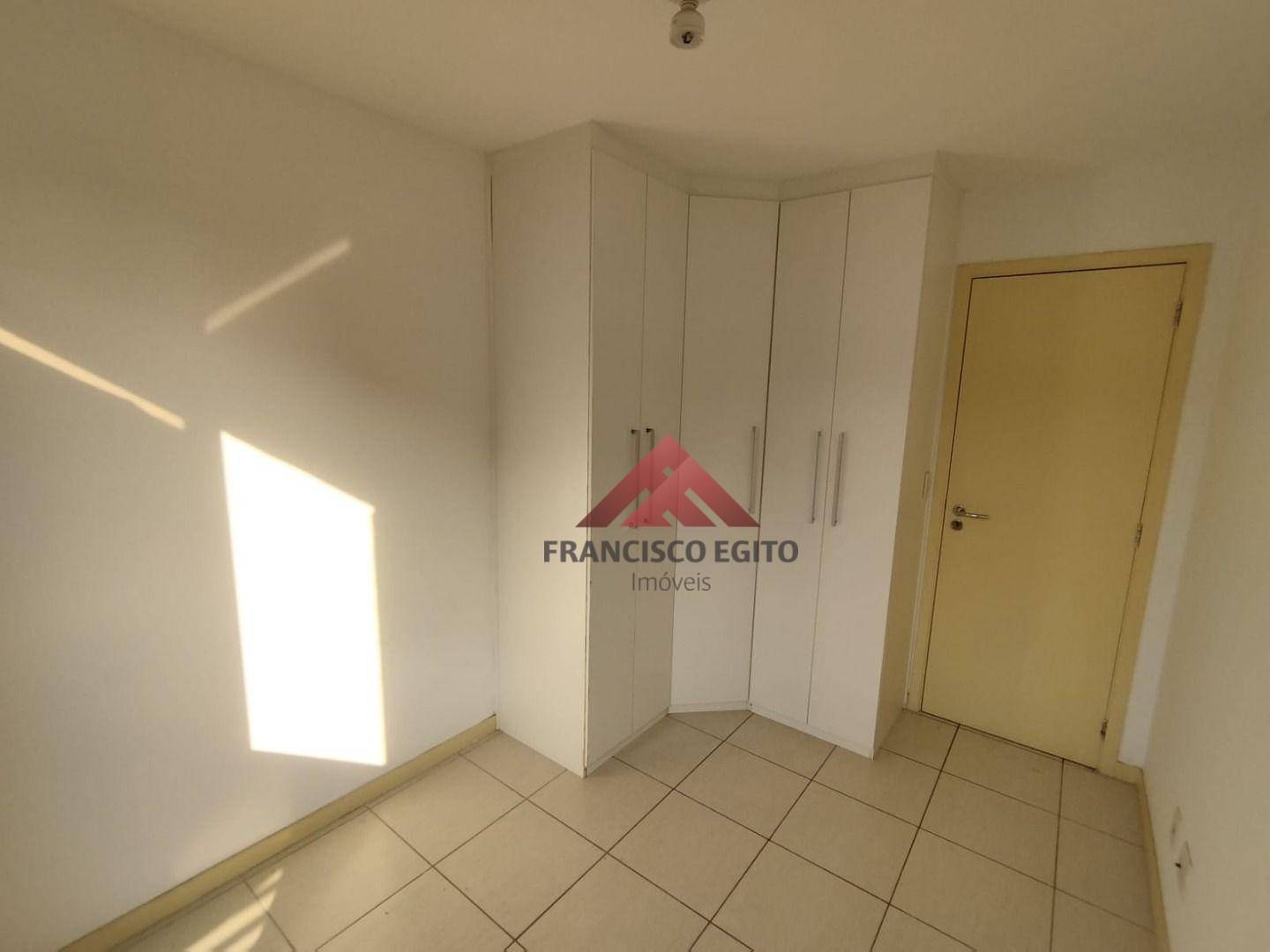 Apartamento à venda com 2 quartos, 68m² - Foto 5