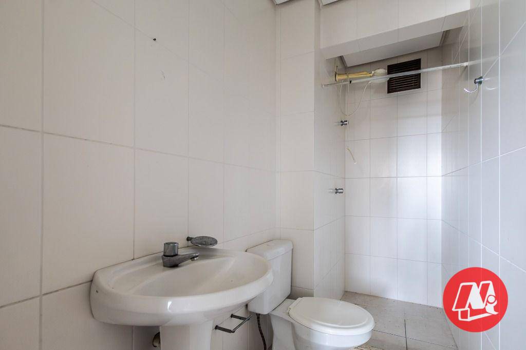 Apartamento à venda com 4 quartos, 222m² - Foto 23